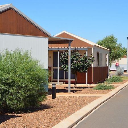 Karratha Village Workforce Accommodation Exteriör bild