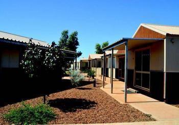 Karratha Village Workforce Accommodation Exteriör bild