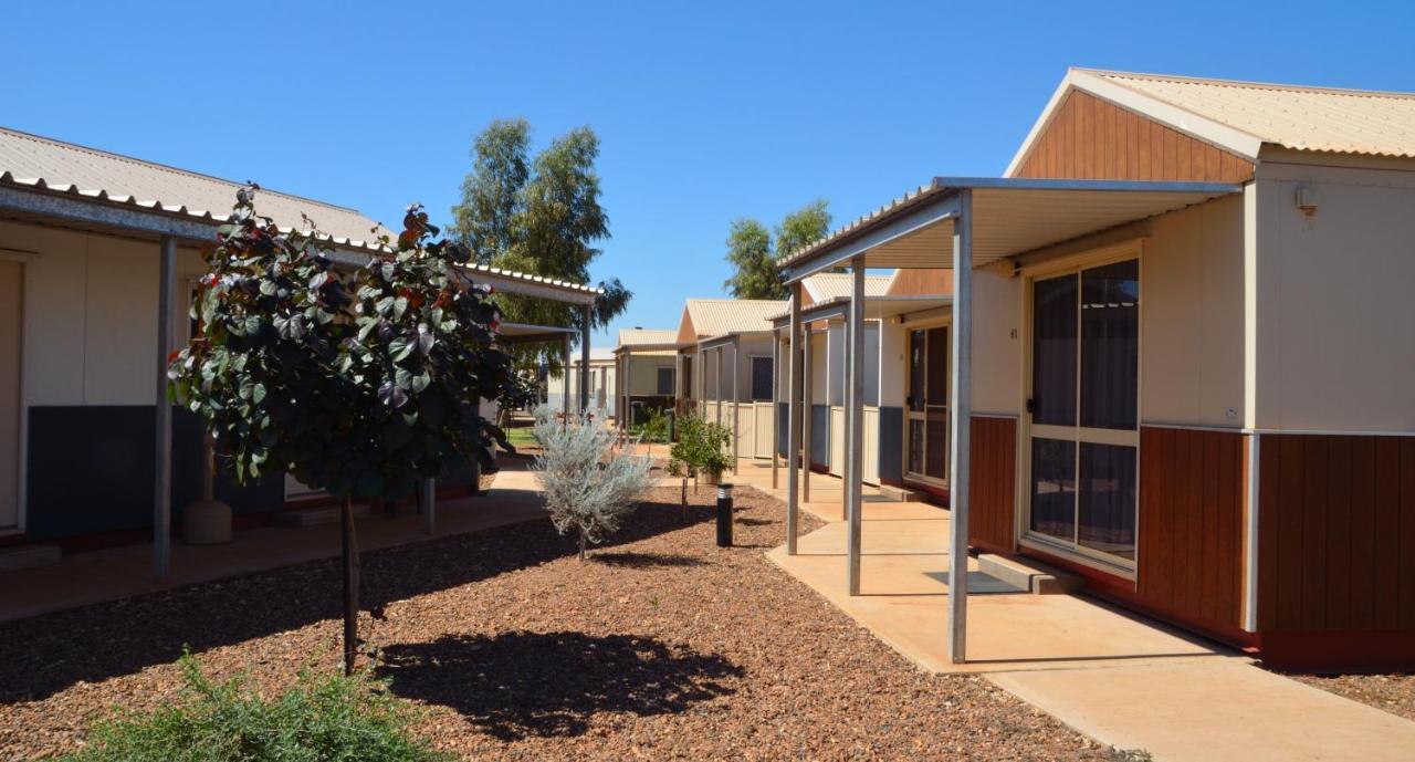 Karratha Village Workforce Accommodation Exteriör bild