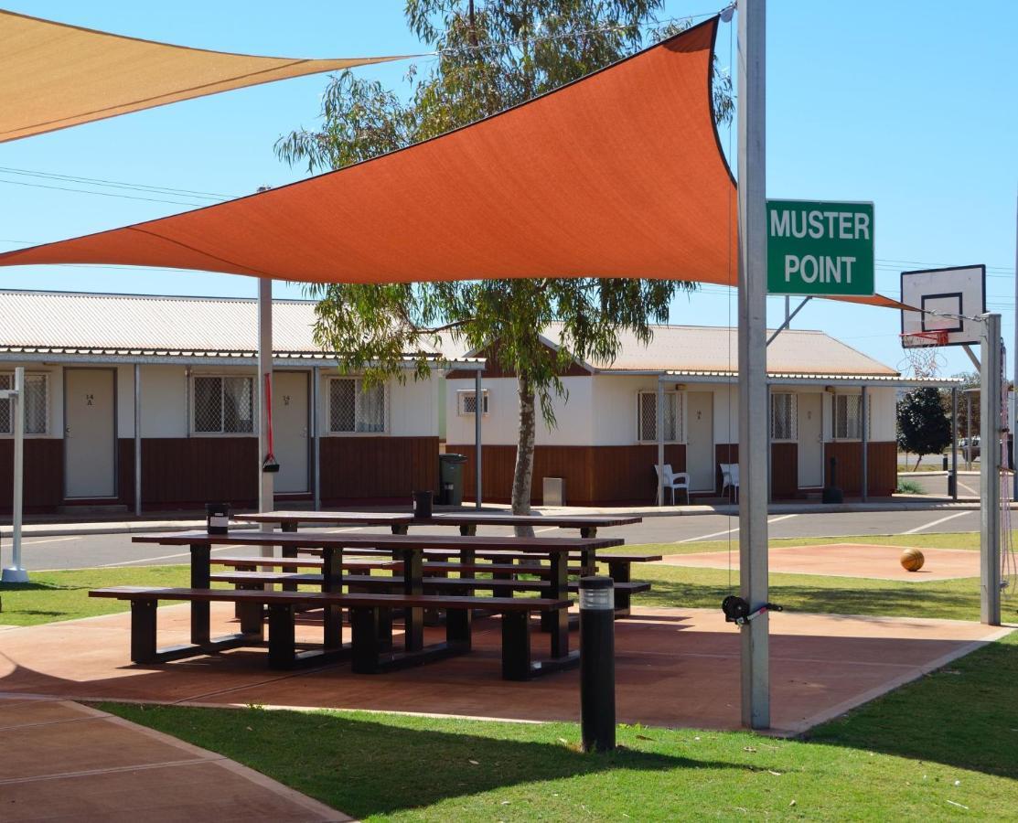 Karratha Village Workforce Accommodation Exteriör bild